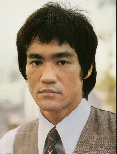 brucelee10.jpg (21395 bytes)